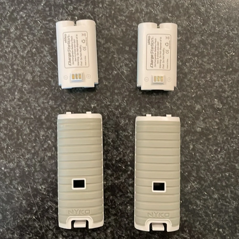 Nyko: Charge Station for Wii Controllers